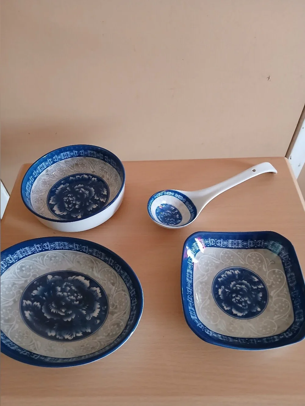 Blue Floral Ceramic Serving Bowl Set - Home Dining